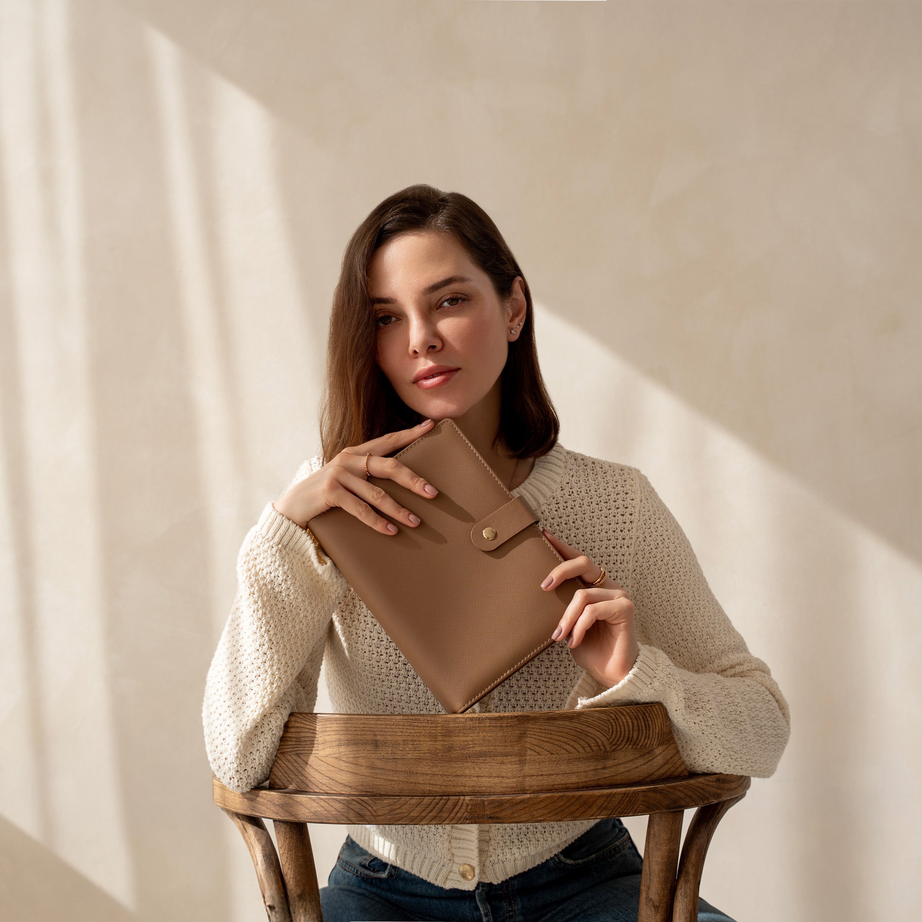 Leather Folder A5 Ring Binder Planner in Brown | A5 Faye Co Papier