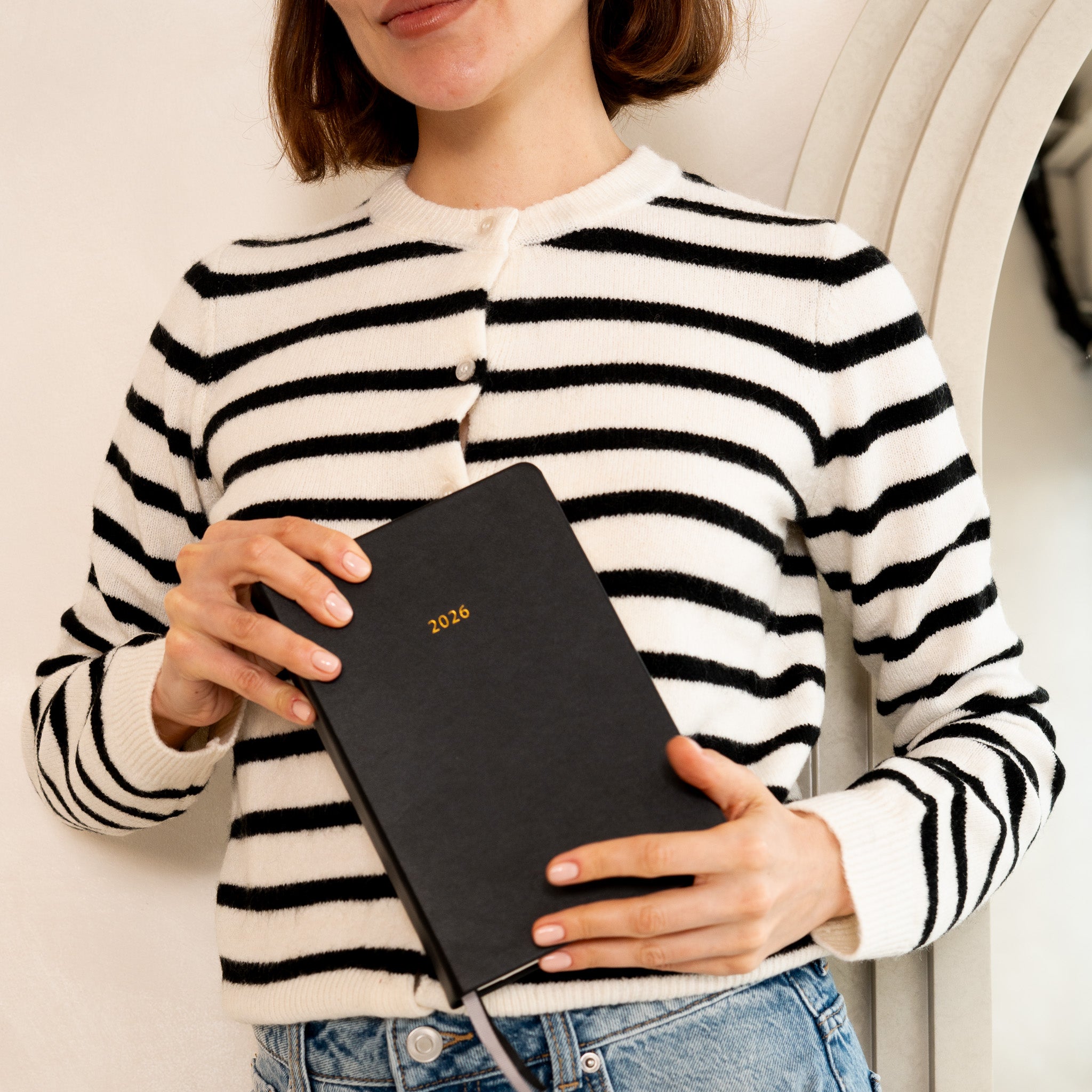 2026 Planner – Minimal Daily & Weekly Planner for Organisation, Productivity and Mindful Living