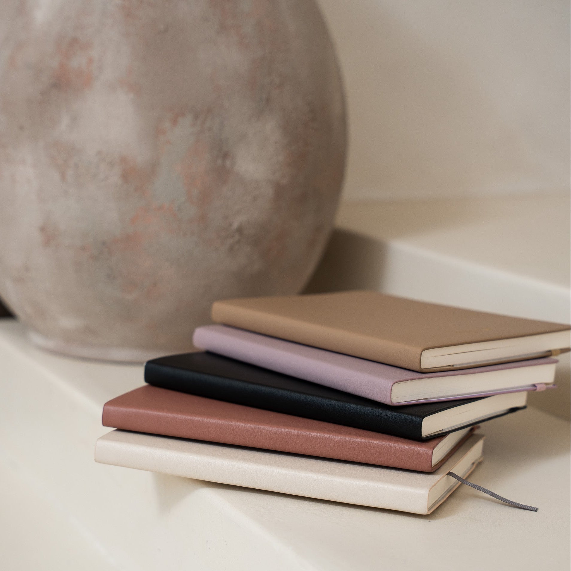 2027 Vertical Weekly Planner